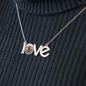 Collar "LOVE" rectangular